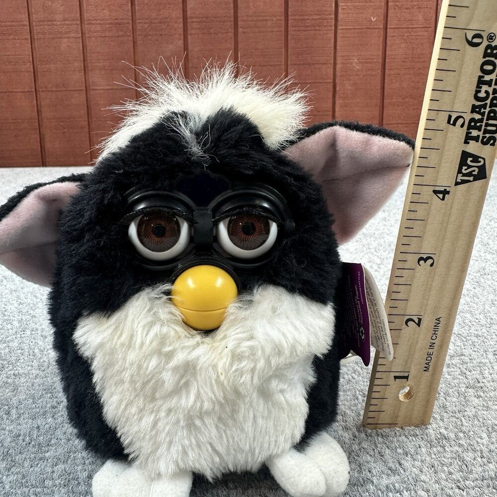 1998 Tiger Furby Model 70-800 Black White Skunk Plush Toy W Tags No Work - Picture 2 of 11